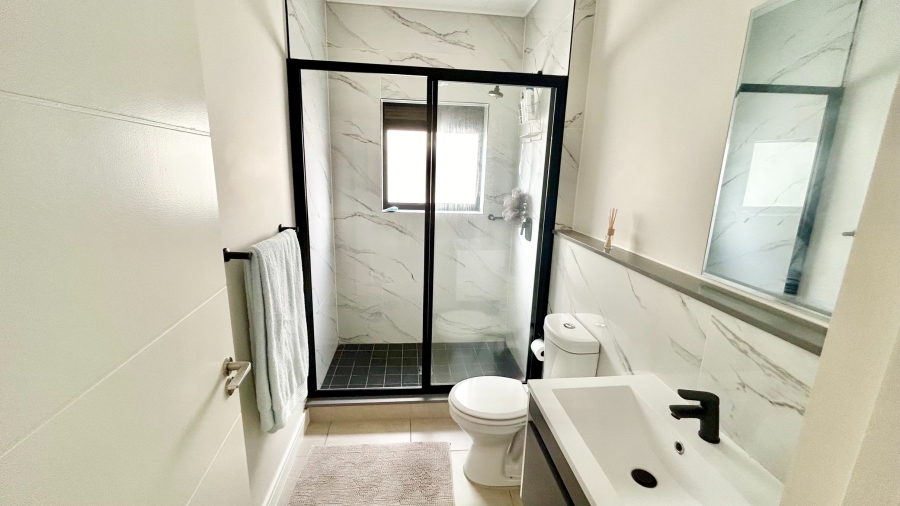 To Let 1 Bedroom Property for Rent in The Huntsman Western Cape